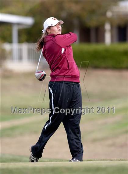 Thumbnail 2 in CIF State SoCal Girls Golf Championships photogallery.