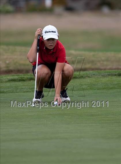 Thumbnail 3 in CIF State SoCal Girls Golf Championships photogallery.