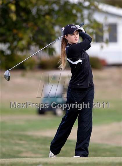 Thumbnail 3 in CIF State SoCal Girls Golf Championships photogallery.