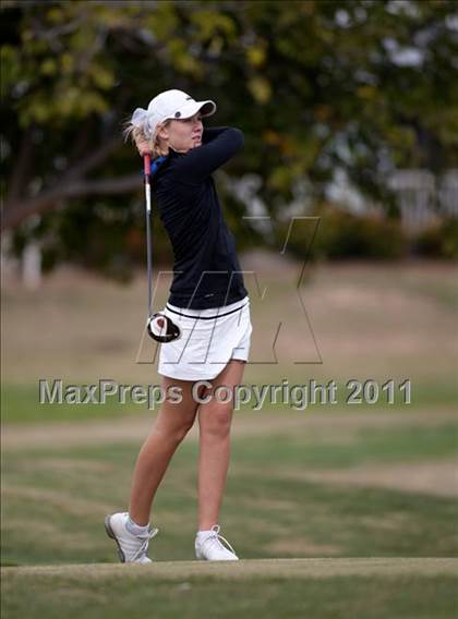 Thumbnail 3 in CIF State SoCal Girls Golf Championships photogallery.