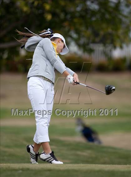 Thumbnail 2 in CIF State SoCal Girls Golf Championships photogallery.