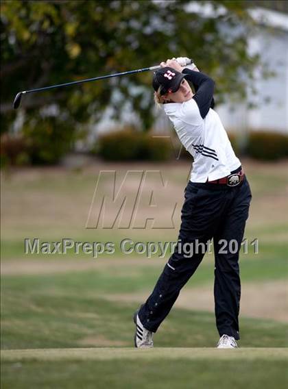 Thumbnail 3 in CIF State SoCal Girls Golf Championships photogallery.
