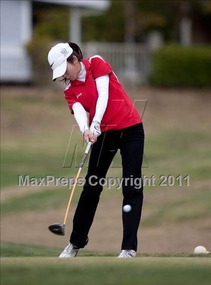 Thumbnail 2 in CIF State SoCal Girls Golf Championships photogallery.