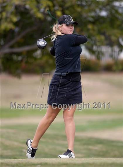 Thumbnail 1 in CIF State SoCal Girls Golf Championships photogallery.