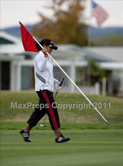 Thumbnail 3 in CIF State SoCal Girls Golf Championships photogallery.