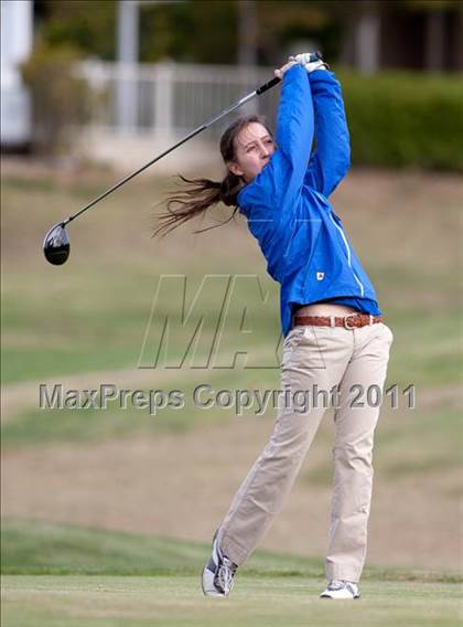 Thumbnail 2 in CIF State SoCal Girls Golf Championships photogallery.