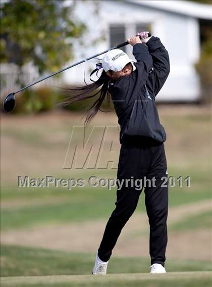Thumbnail 2 in CIF State SoCal Girls Golf Championships photogallery.