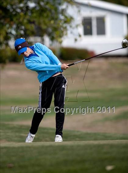 Thumbnail 2 in CIF State SoCal Girls Golf Championships photogallery.