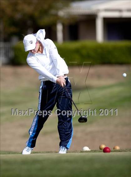 Thumbnail 2 in CIF State SoCal Girls Golf Championships photogallery.