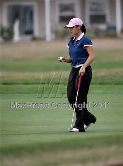 Thumbnail 3 in CIF State SoCal Girls Golf Championships photogallery.