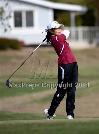 Thumbnail 2 in CIF State SoCal Girls Golf Championships photogallery.