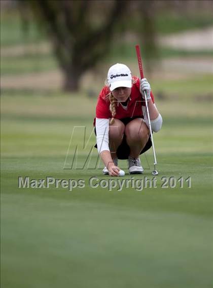 Thumbnail 3 in CIF State SoCal Girls Golf Championships photogallery.
