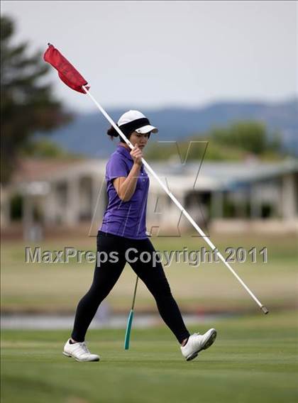 Thumbnail 2 in CIF State SoCal Girls Golf Championships photogallery.