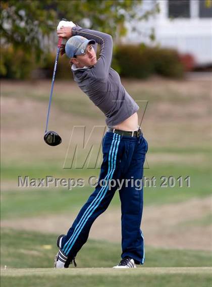 Thumbnail 2 in CIF State SoCal Girls Golf Championships photogallery.