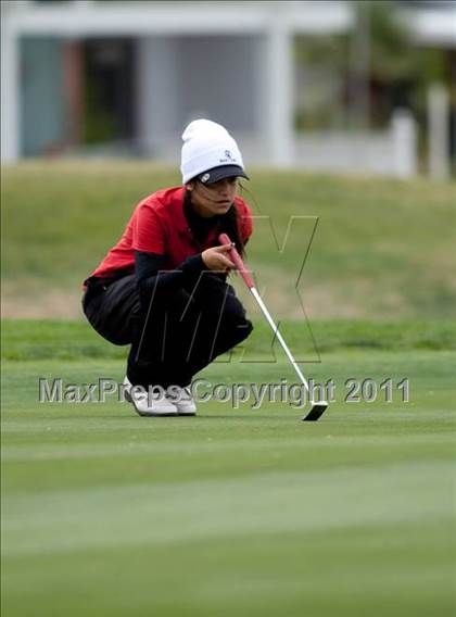 Thumbnail 2 in CIF State SoCal Girls Golf Championships photogallery.