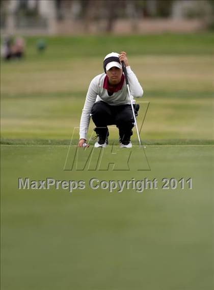 Thumbnail 2 in CIF State SoCal Girls Golf Championships photogallery.