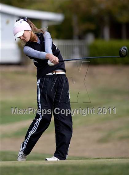 Thumbnail 2 in CIF State SoCal Girls Golf Championships photogallery.