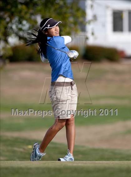 Thumbnail 2 in CIF State SoCal Girls Golf Championships photogallery.