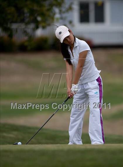 Thumbnail 2 in CIF State SoCal Girls Golf Championships photogallery.