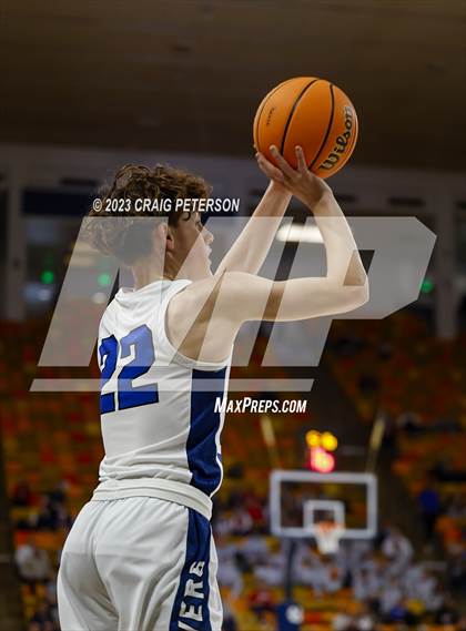 Thumbnail 1 in Desert Hills vs Dixie (UHSAA 4A Quarterfinal) photogallery.