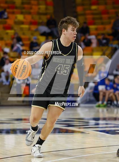 Thumbnail 2 in Desert Hills vs Dixie (UHSAA 4A Quarterfinal) photogallery.