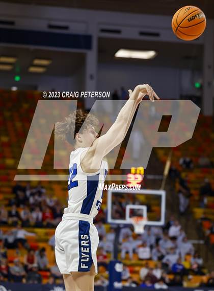Thumbnail 2 in Desert Hills vs Dixie (UHSAA 4A Quarterfinal) photogallery.