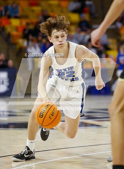 Thumbnail 3 in Desert Hills vs Dixie (UHSAA 4A Quarterfinal) photogallery.
