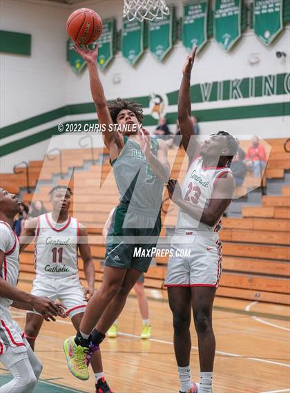 Thumbnail 1 in Peninsula vs. Central Catholic (Cactus Jam Tournament) photogallery.