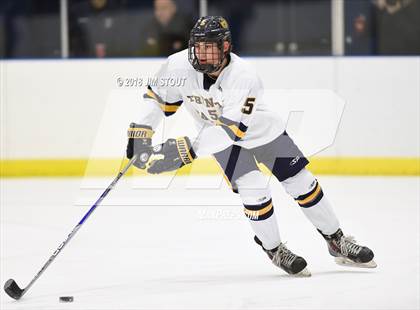 Thumbnail 2 in Trinity-Pawling @ Hotchkiss photogallery.