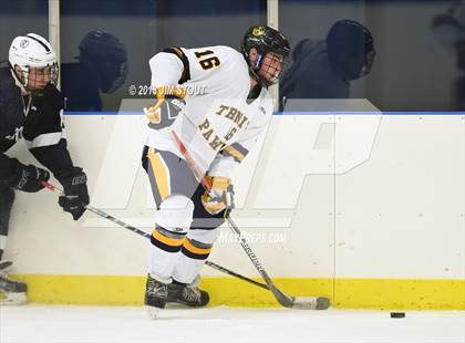 Thumbnail 2 in Trinity-Pawling @ Hotchkiss photogallery.