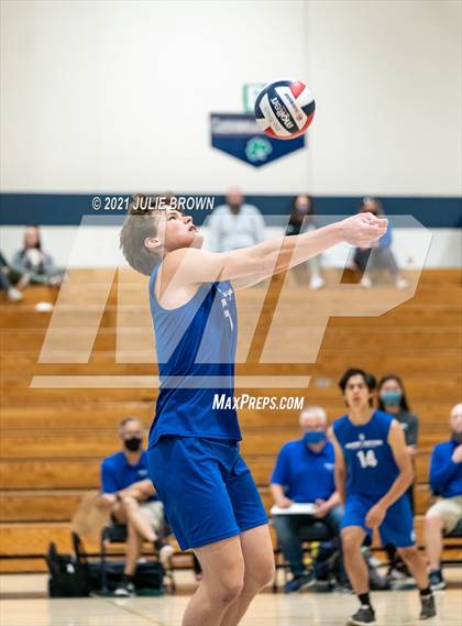 Thumbnail 1 in Indianapolis Bishop Chatard @ Cathedral photogallery.
