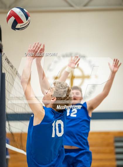 Thumbnail 3 in Indianapolis Bishop Chatard @ Cathedral photogallery.