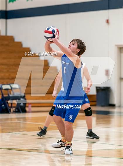 Thumbnail 2 in Indianapolis Bishop Chatard @ Cathedral photogallery.