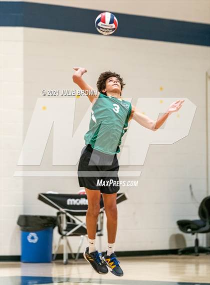 Thumbnail 3 in Indianapolis Bishop Chatard @ Cathedral photogallery.