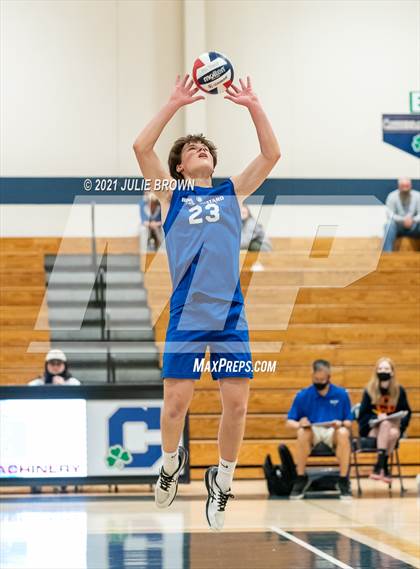 Thumbnail 1 in Indianapolis Bishop Chatard @ Cathedral photogallery.