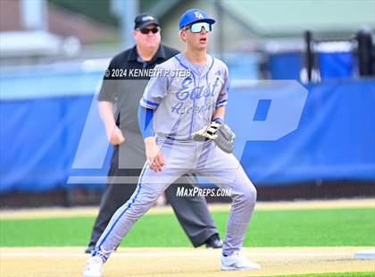 Thumbnail 3 in East Ascension @ Sulphur (LHSAA Division I Non-Select Bi-District) photogallery.