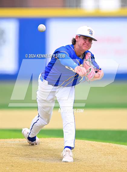 Thumbnail 3 in East Ascension @ Sulphur (LHSAA Division I Non-Select Bi-District) photogallery.