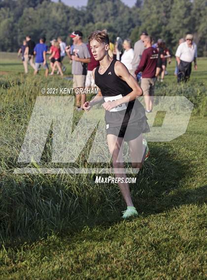 Thumbnail 3 in Huntington North Invitational photogallery.