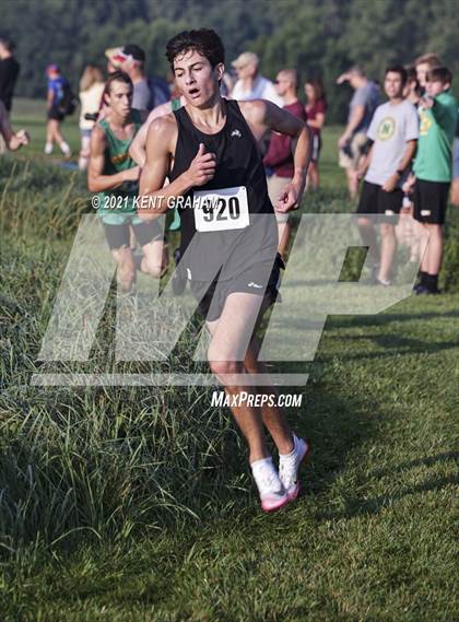Thumbnail 2 in Huntington North Invitational photogallery.