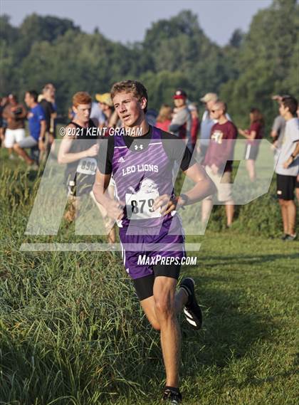 Thumbnail 2 in Huntington North Invitational photogallery.