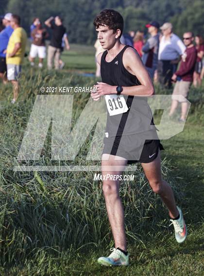 Thumbnail 1 in Huntington North Invitational photogallery.
