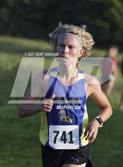 Thumbnail 2 in Huntington North Invitational photogallery.