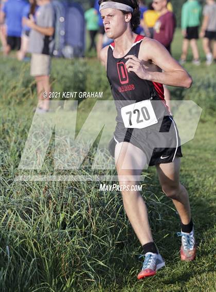 Thumbnail 2 in Huntington North Invitational photogallery.