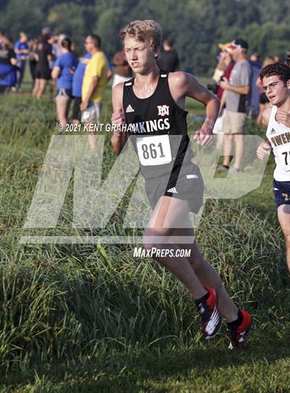 Thumbnail 3 in Huntington North Invitational photogallery.