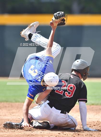Thumbnail 3 in Palos Verdes vs. Bishop Amat (Diamond National Classic) photogallery.