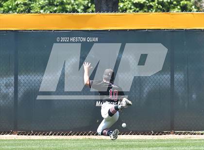 Thumbnail 3 in Palos Verdes vs. Bishop Amat (Diamond National Classic) photogallery.
