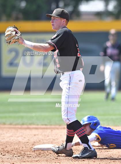 Thumbnail 1 in Palos Verdes vs. Bishop Amat (Diamond National Classic) photogallery.