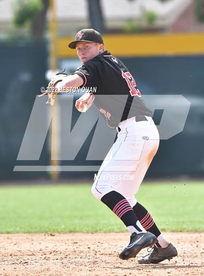 Thumbnail 2 in Palos Verdes vs. Bishop Amat (Diamond National Classic) photogallery.