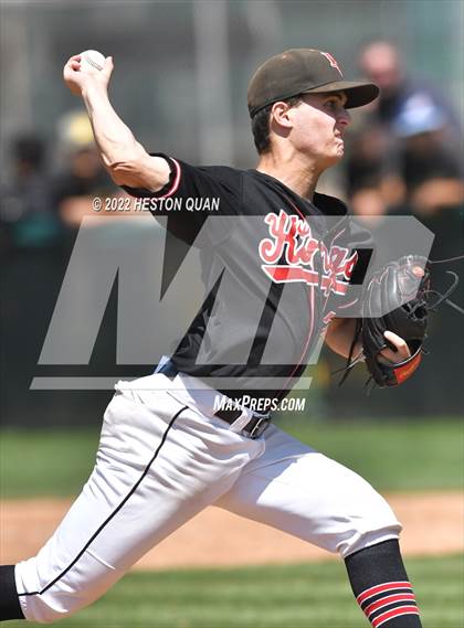 Thumbnail 1 in Palos Verdes vs. Bishop Amat (Diamond National Classic) photogallery.