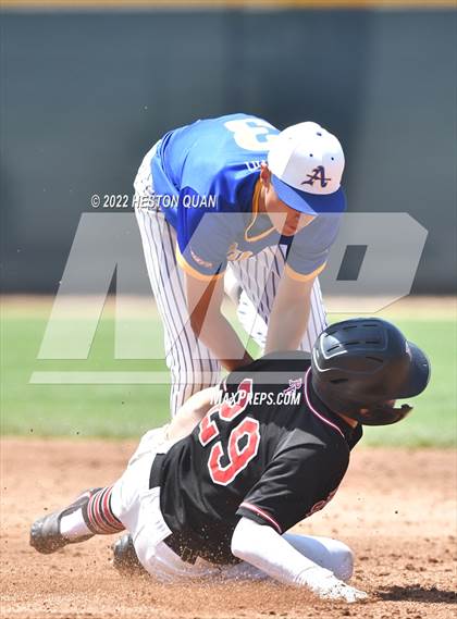 Thumbnail 2 in Palos Verdes vs. Bishop Amat (Diamond National Classic) photogallery.